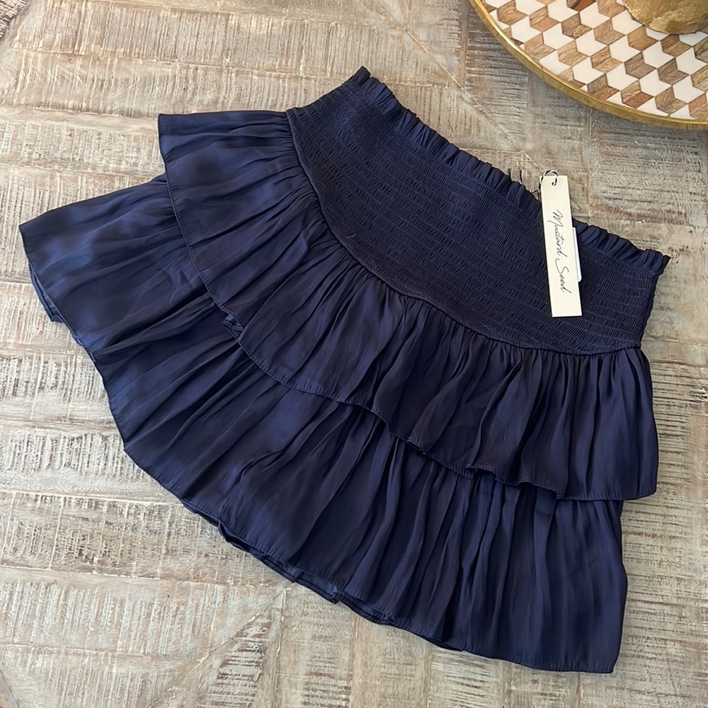 NWT Navy Smocked Waist Skort